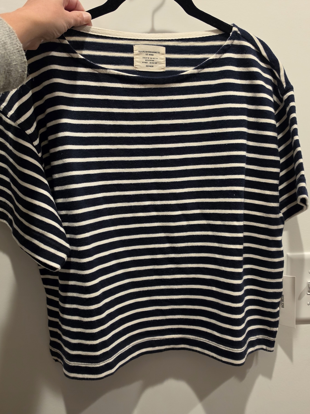 Buck Mason LIGHTHOUSE LINEN ROLL NECK MEDIUM NAVY/CREAM